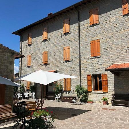 Albergo Ristorante Letizia Chiusi della Verna Exteriér fotografie