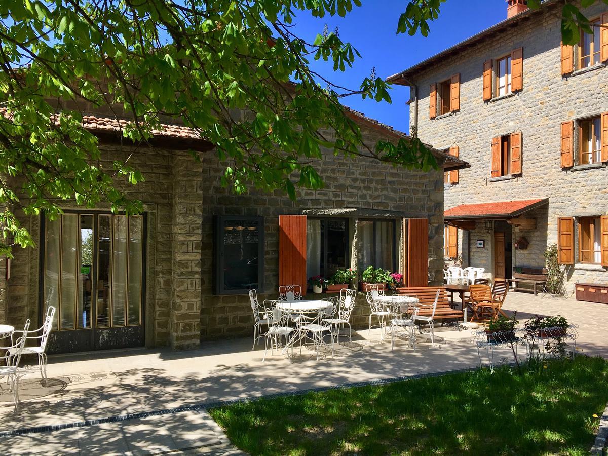 Albergo Ristorante Letizia Chiusi della Verna Exteriér fotografie
